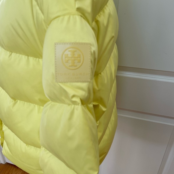 PERFORMANCE SATIN DOWN JACKET FROM TORY BURCH - Picture 6 of 12
